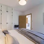 25 Apartament