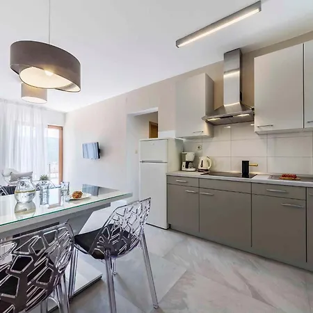 25 Apartamento *