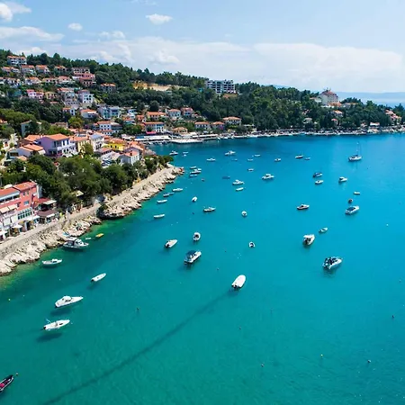 25 Apartment Rabac