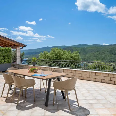 Apartment 25 Rabac